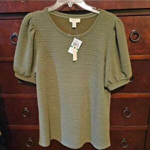 CUPIO OLIVE GREEN PUFFED SLEEVE TOP